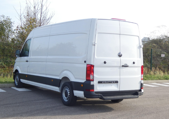 Volkswagen - CRAFTER VAN NOUVEAU 35 L4H3 2.0 TDI 140 CH BUSINESS 3