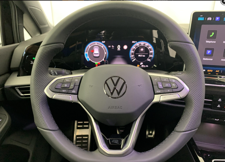 Volkswagen - GOLF 8 NOUVELLE 2.0 TDI 150 DSG7 R-LINE 11