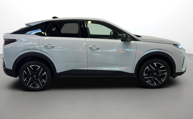 PEUGEOT 3008 NOUVEAU HYBRID 145 E-DCS6 ALLURE 9