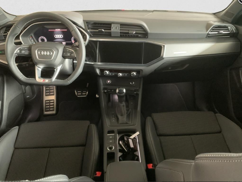 Audi - Q3 35 TDI 150 CH S TRONIC 7 S LINE 6