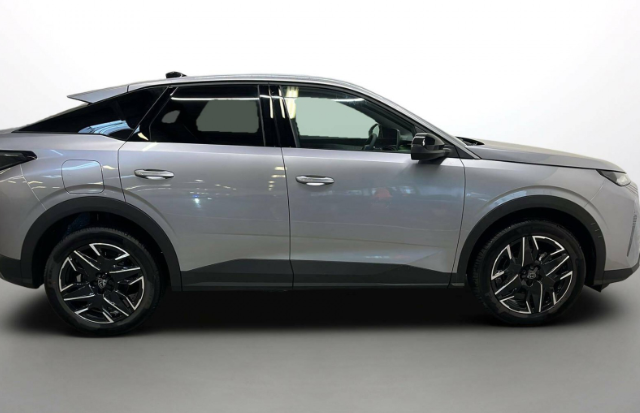 PEUGEOT 3008 NOUVEAU HYBRID 145 E-DCS6 ALLURE 8